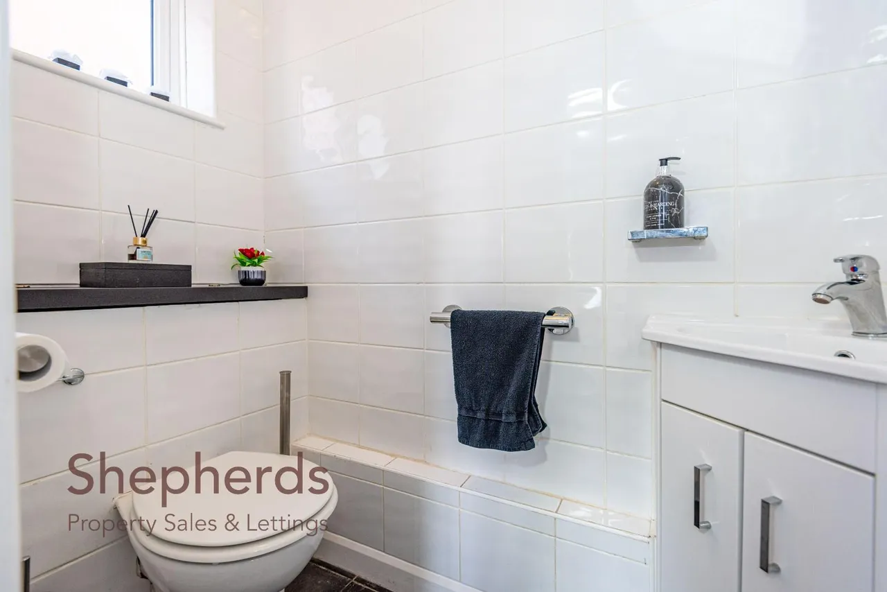 Pecks Hill, Nazeing, EN9, photo 10