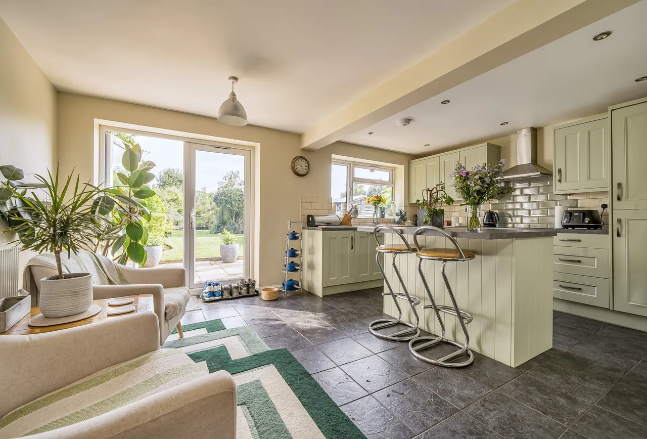 3 bed house for sale — Eynsham Road, Oxfordshire, Botley, OX2 9BY