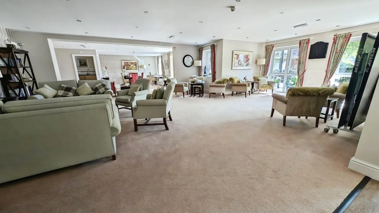 Blue Cedar Close, Yate, BS37, photo 13