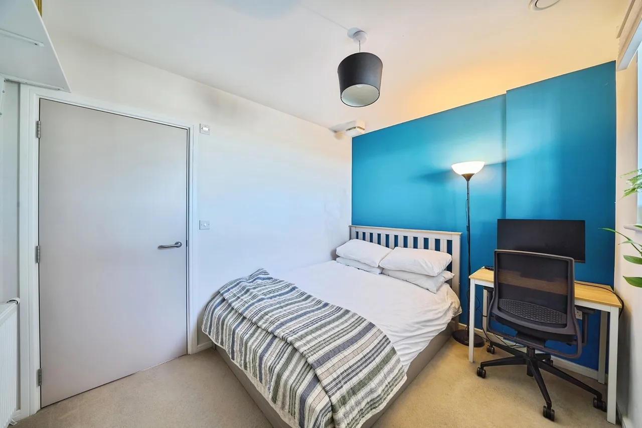Hammersley Road, London, E16, photo 9
