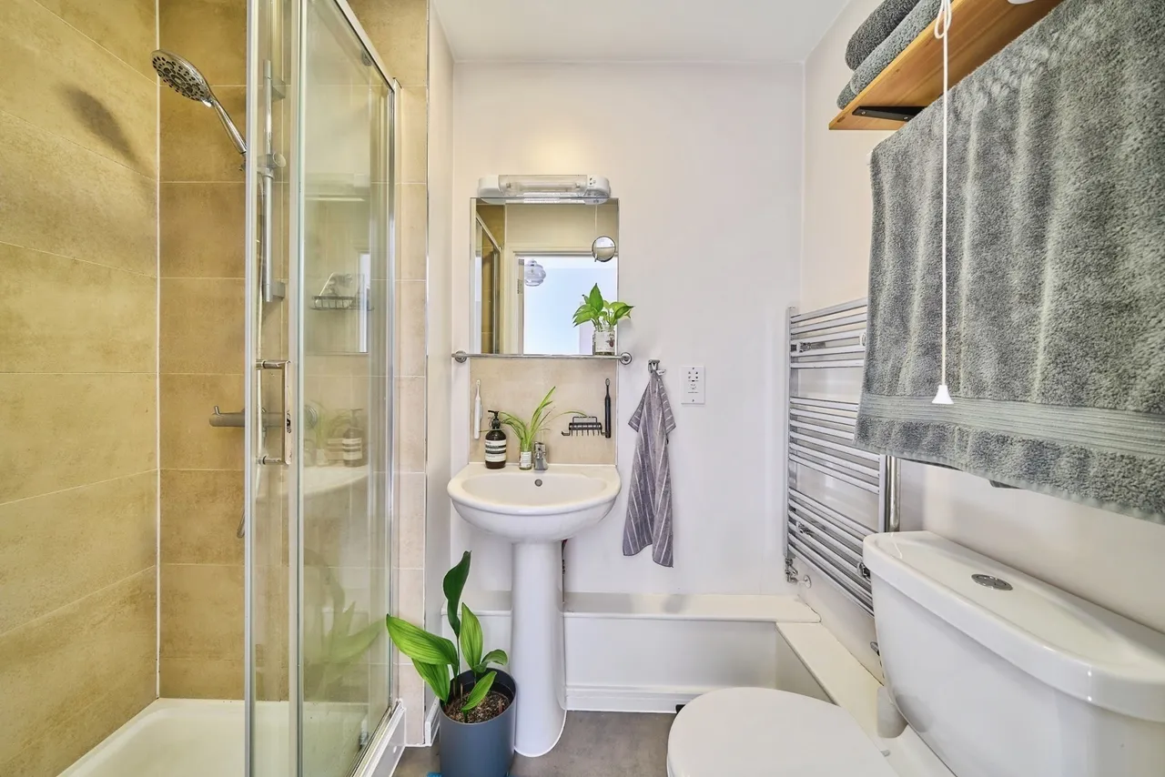 Hammersley Road, London, E16, photo 13