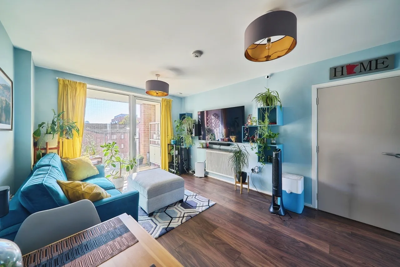 Hammersley Road, London, E16, photo 2
