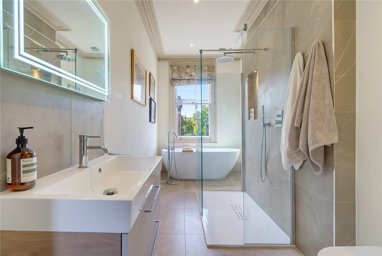Ramsden Road, London, SW12, photo 9