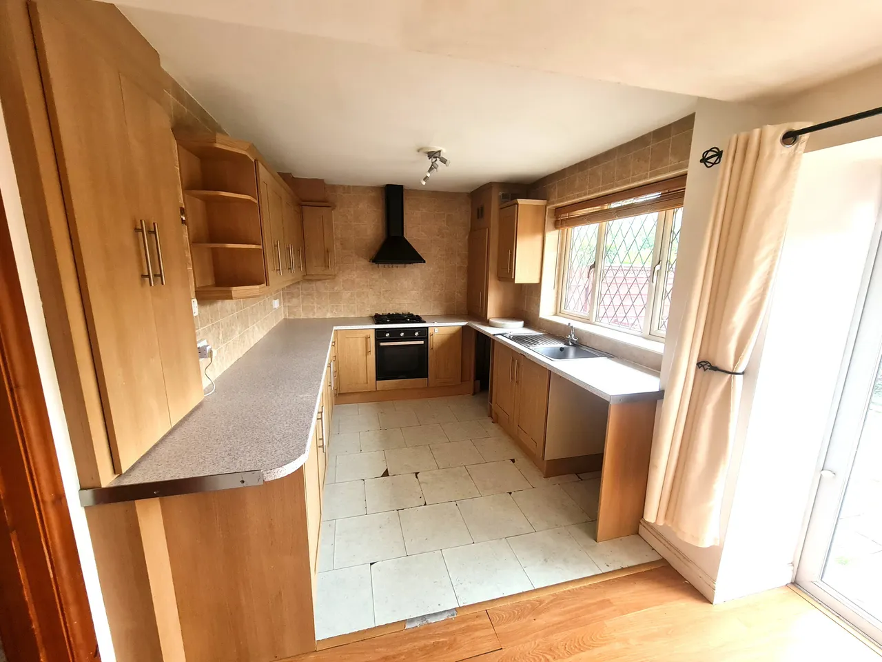 3 bed house to rent, Princess Road, Manchester, M20