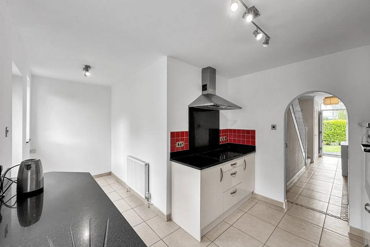 Wellfield Lane, Hale, Cheshire WA15 8LP, photo 23