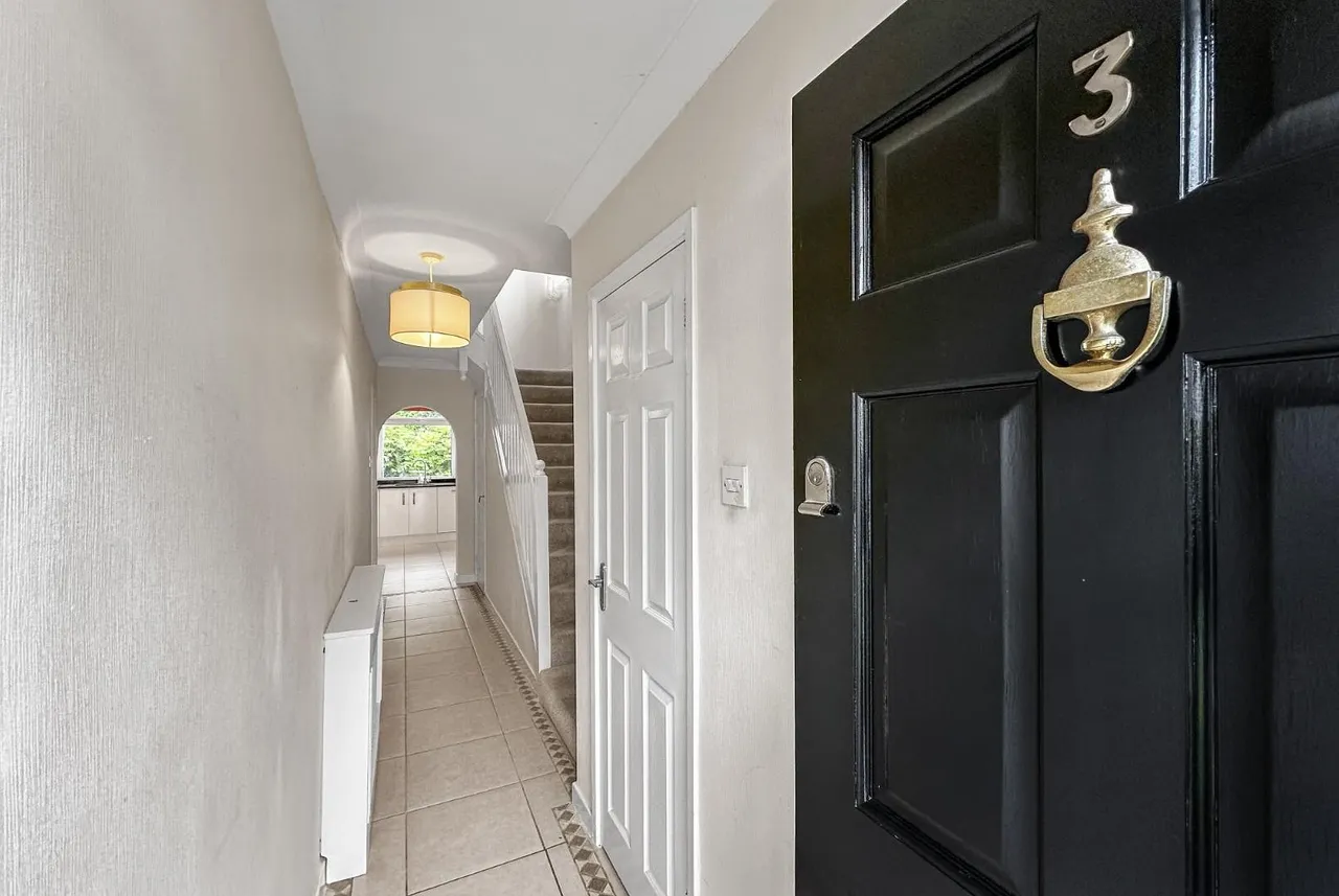 Wellfield Lane, Hale, Cheshire WA15 8LP, photo 19