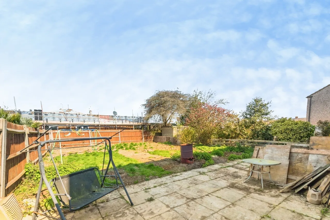 Monkton Close, SWINDON, Wiltshire, SN3, photo 11