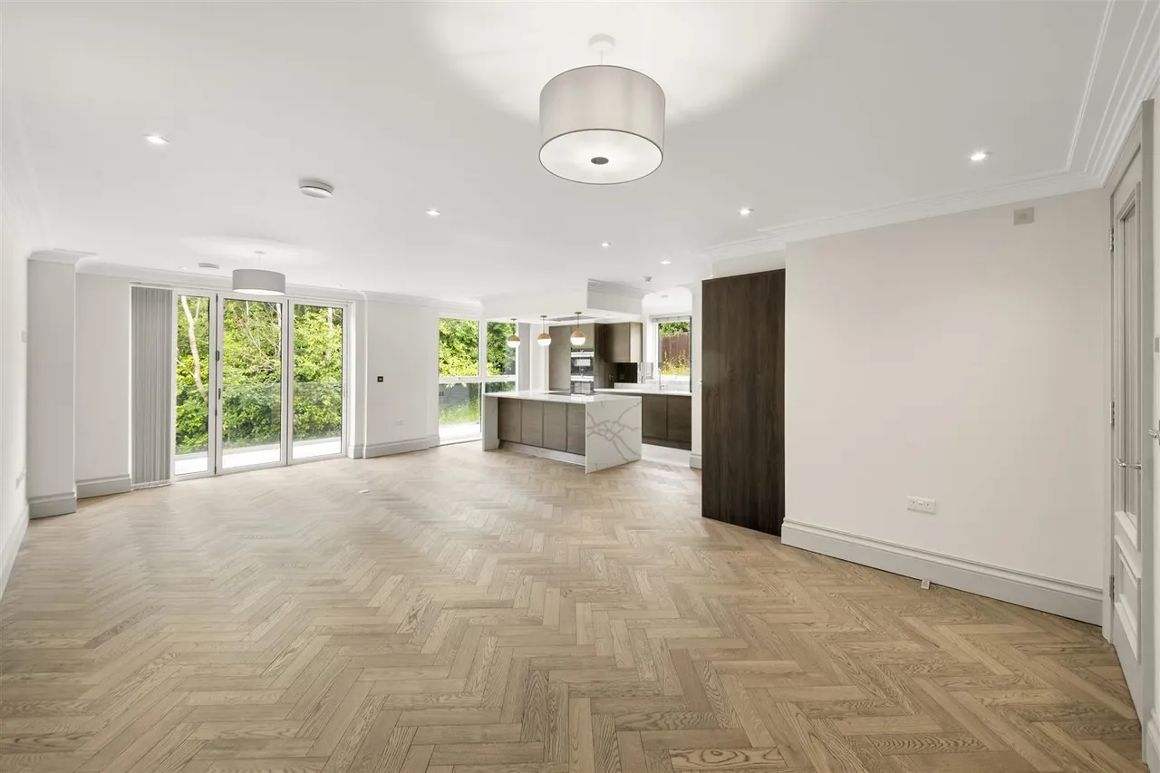 The Drive, Ickenham, photo 8