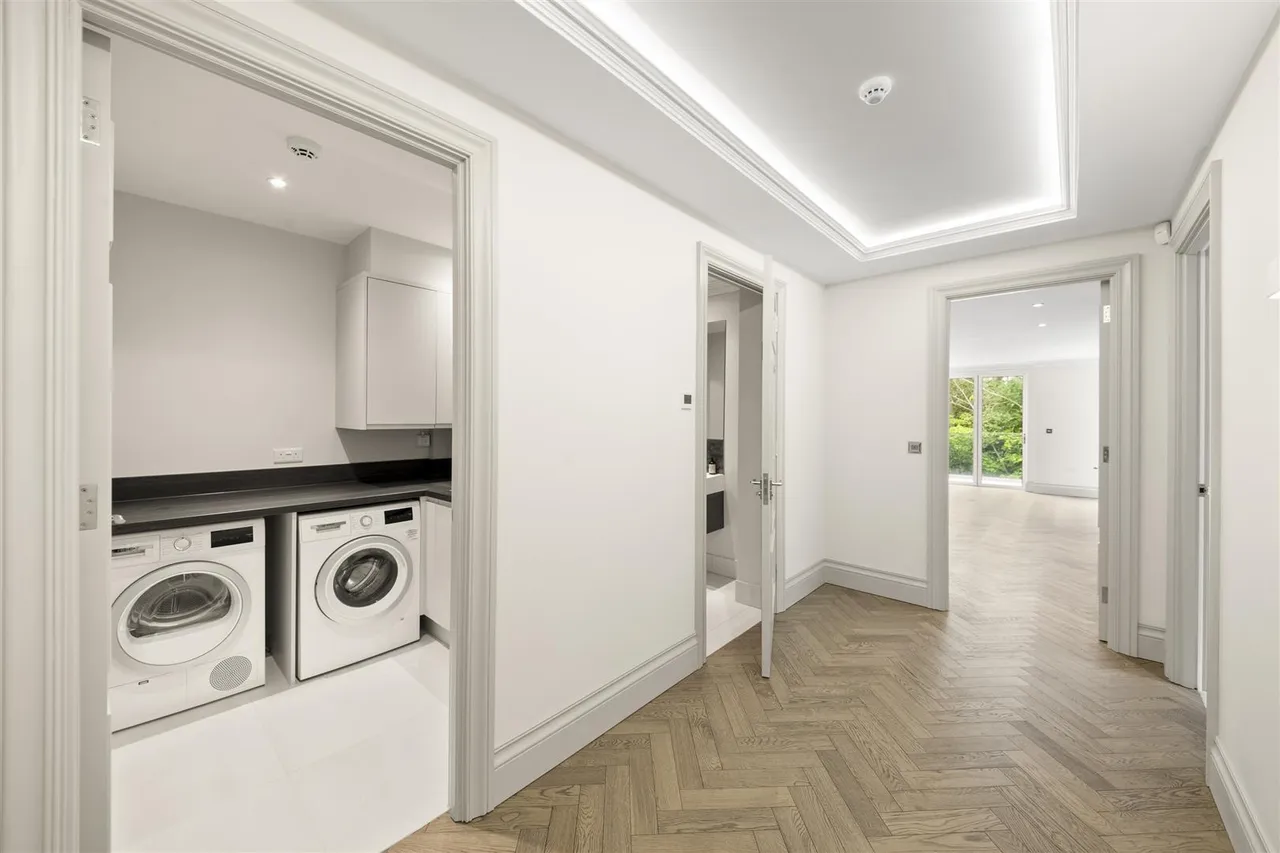 The Drive, Ickenham, photo 19