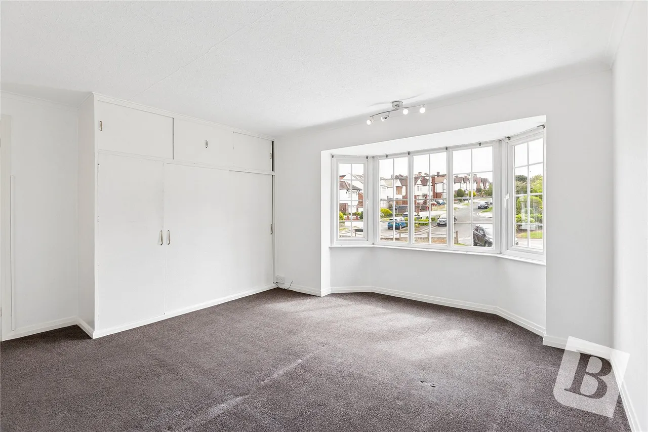 Waldegrave Court, Upminster, RM14, photo 3