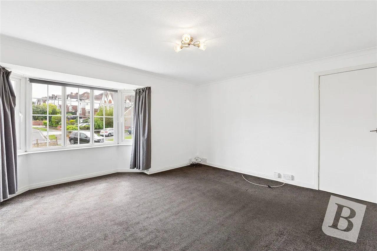 Waldegrave Court, Upminster, RM14, photo 11