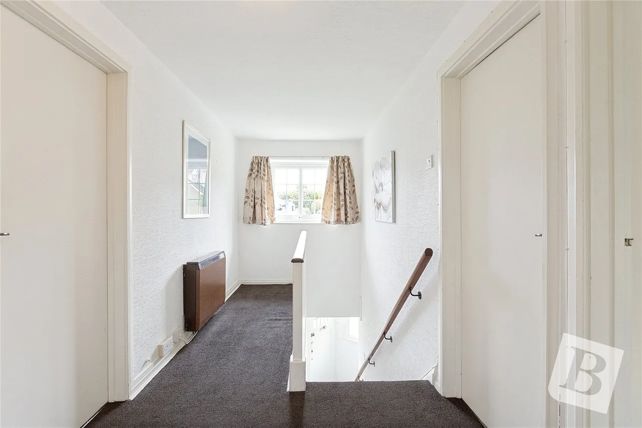 Waldegrave Court, Upminster, RM14, photo 10