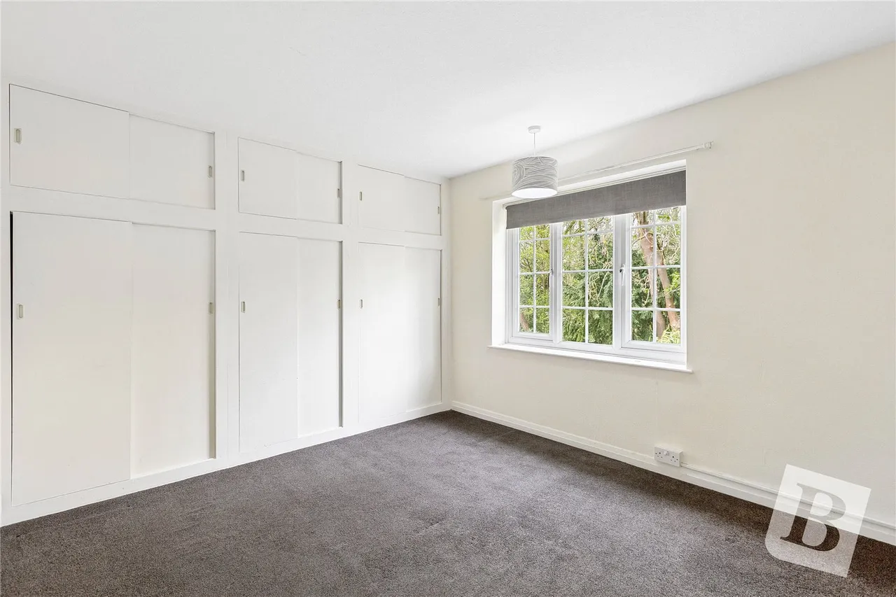 Waldegrave Court, Upminster, RM14, photo 13