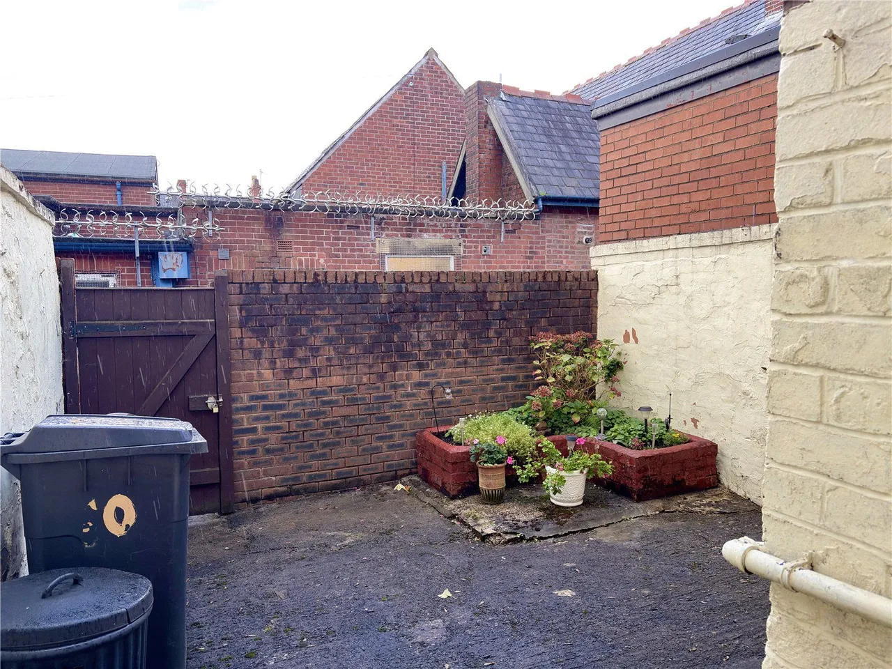 Montgomery Street, Hollins, OL8, photo 12