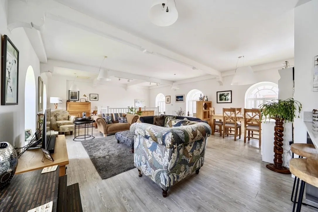 Wharfedale Drive, Otley, LS21, photo 8