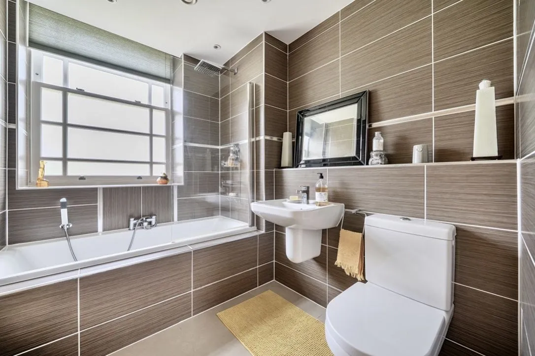 Wharfedale Drive, Otley, LS21, photo 19