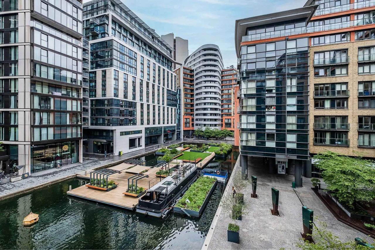 3 bed flat for sale — South Wharf Road, London, W2