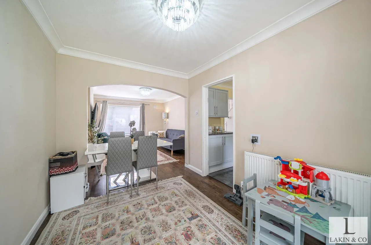 The Dingle, Hillingdon, UB10 0DH, photo 6