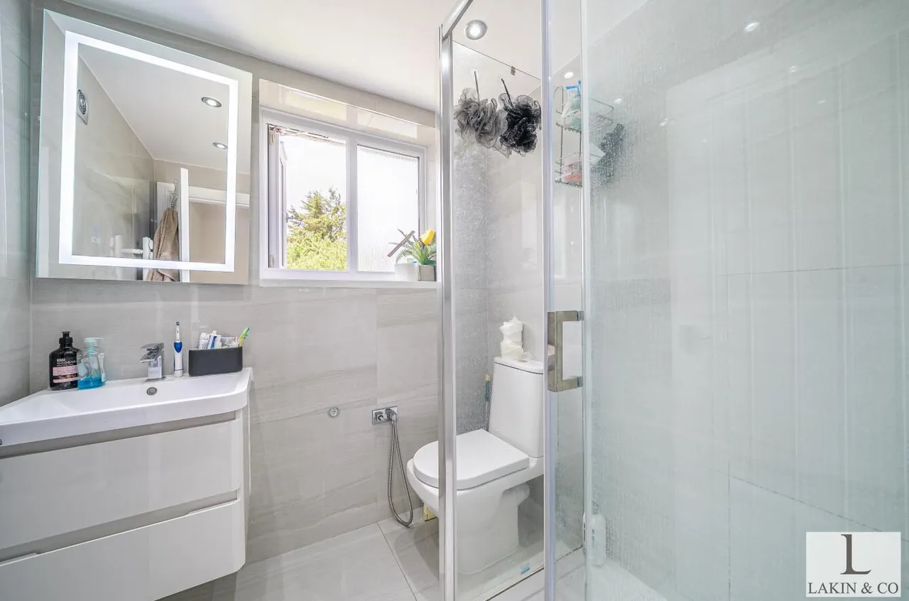 The Dingle, Hillingdon, UB10 0DH, photo 10