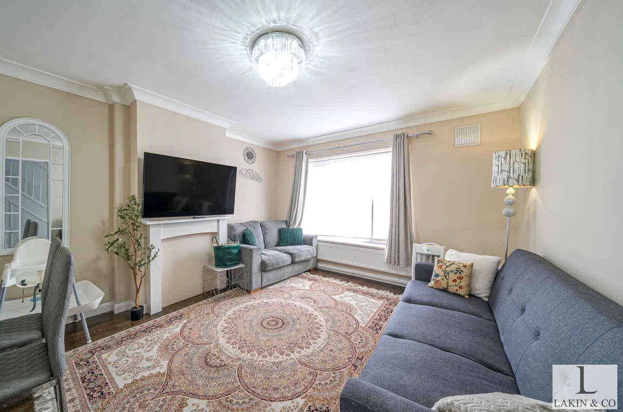 The Dingle, Hillingdon, UB10 0DH, photo 2
