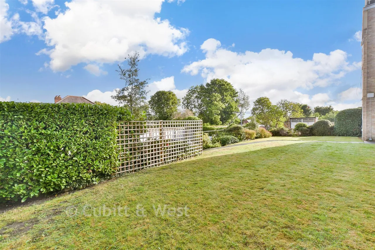 Carshalton Road, Sutton, SM1, photo 10