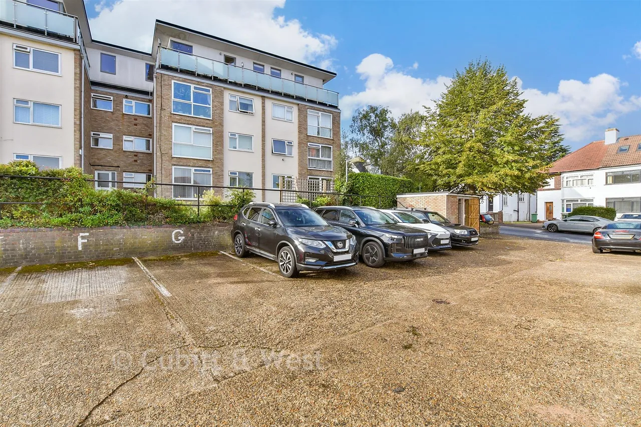 Carshalton Road, Sutton, SM1, photo 11