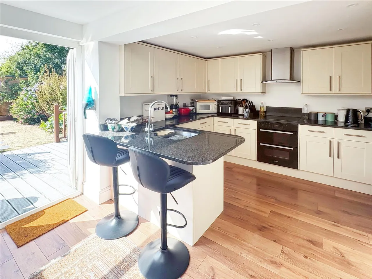 Church Road, Rustington, photo 5