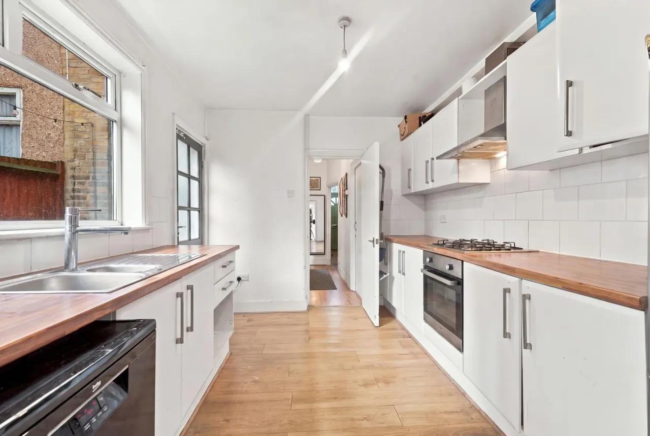 Church Road, Leyton, E10, photo 8