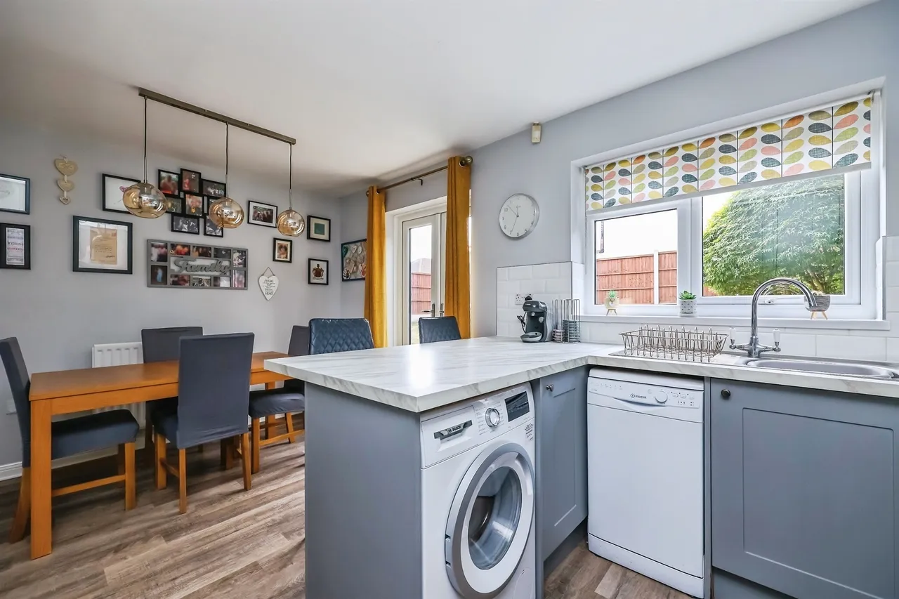 Jasmine Court, Heanor, DE75, photo 12