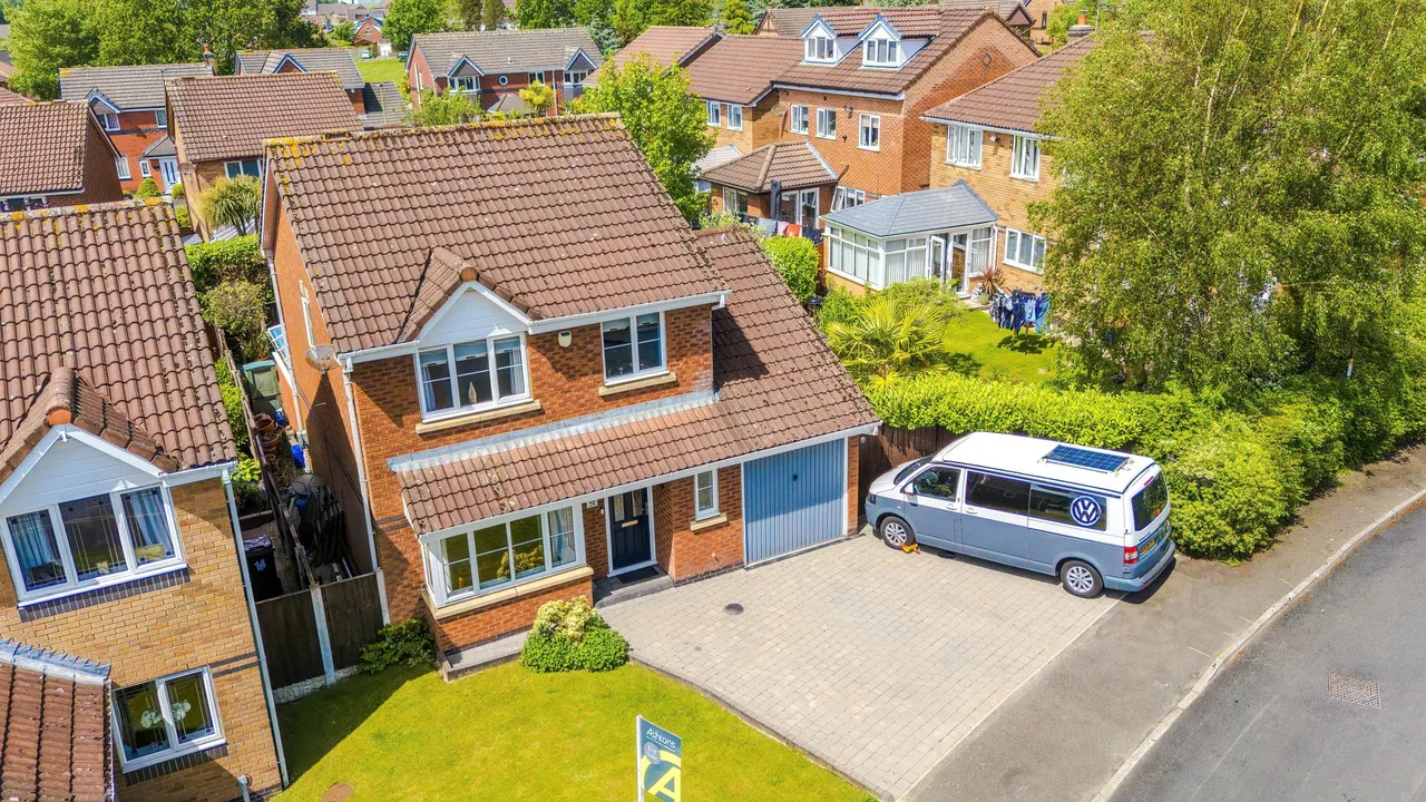 Wotton Drive, Ashton-In-Makerfield, Wigan, Wigan, WN4 8XR, photo 4