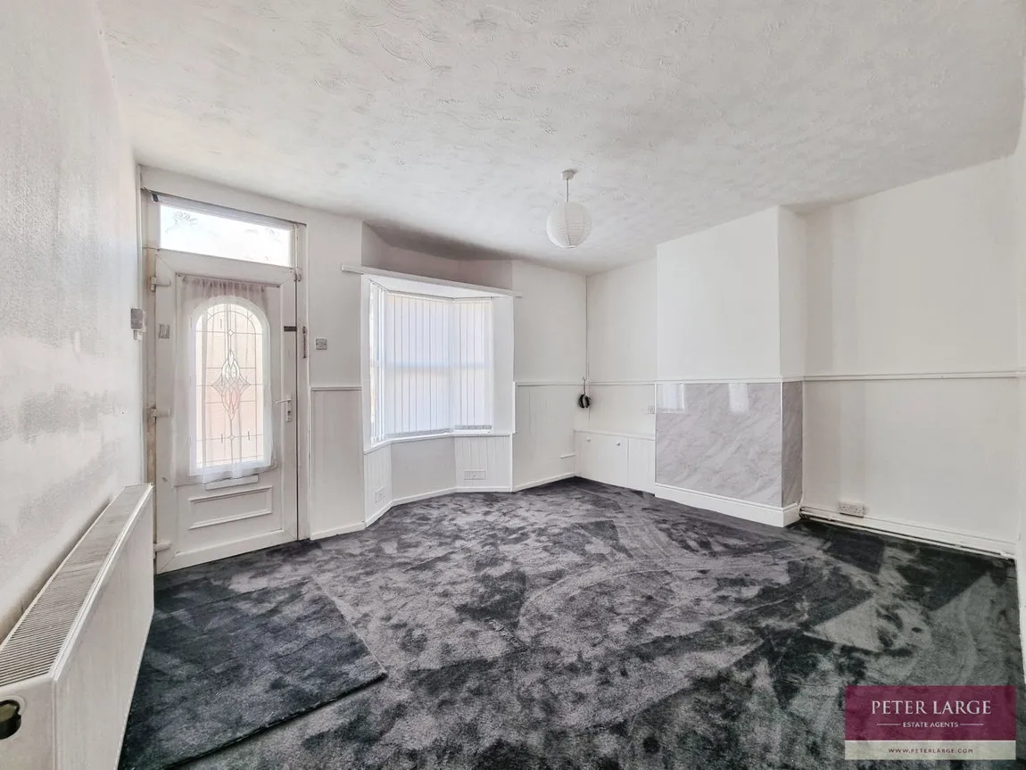 Vale Road, Rhyl, Denbighshire, LL18 2BY, photo 3