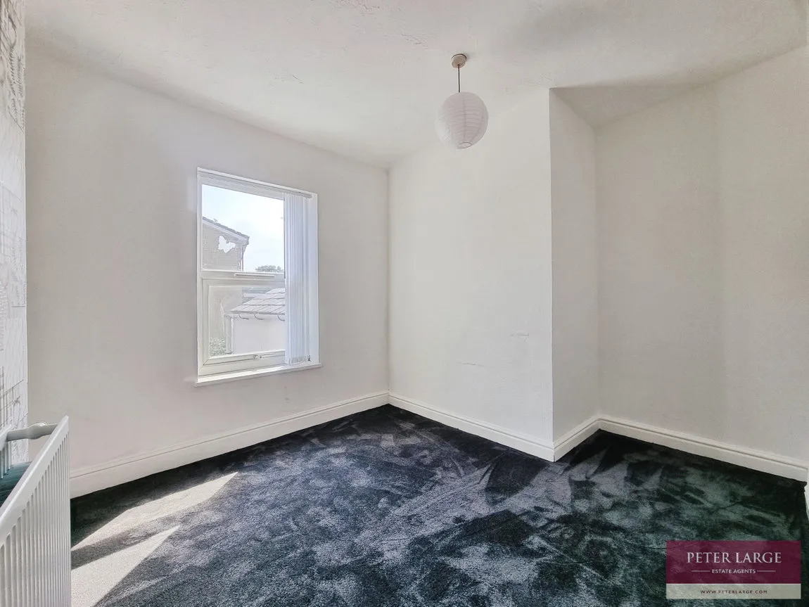 Vale Road, Rhyl, Denbighshire, LL18 2BY, photo 8