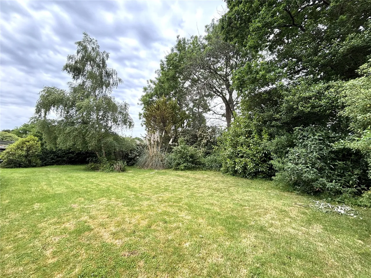 Vicarage Road, Lover, Salisbury, Wiltshire, SP5 2PE, photo 16