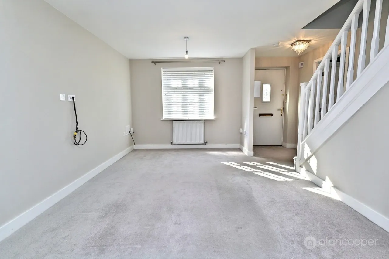 Sunburst Drive, Manor Fields, CV11, photo 4