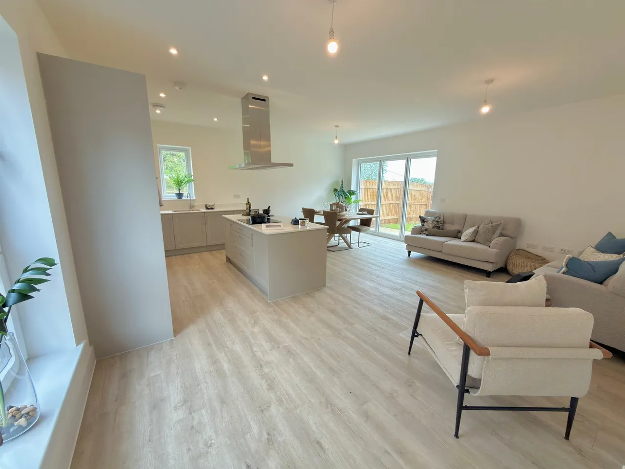 Thames View, Blunsdon, SN26, photo 10