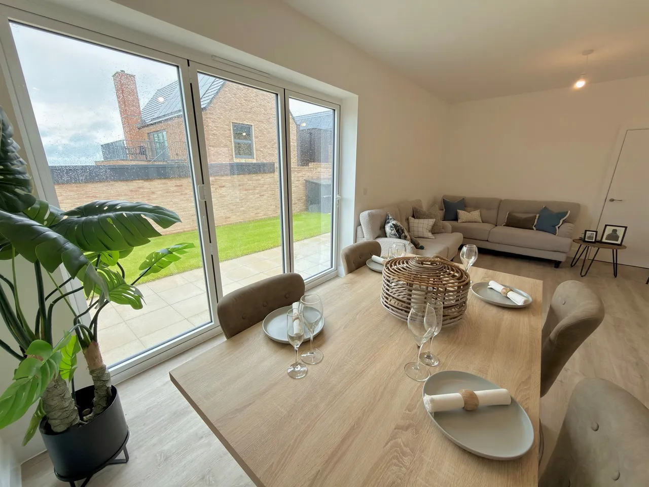 Thames View, Blunsdon, SN26, photo 6