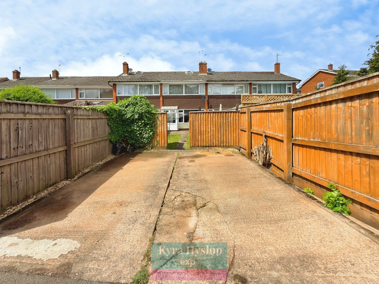 Beverley Close, Exeter, EX2, photo 11