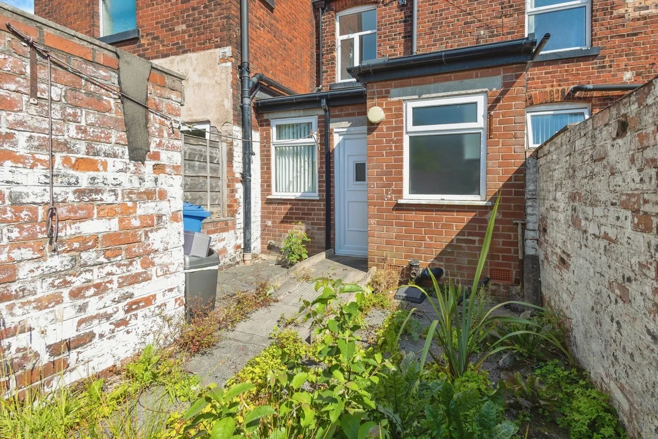 Cheetham Hill Road, Dukinfield, Greater Manchester, SK16, photo 23