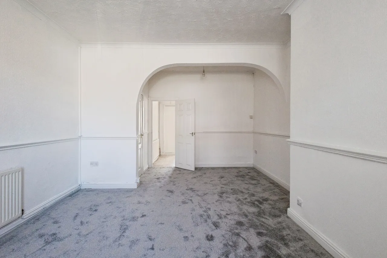 Cheetham Hill Road, Dukinfield, Greater Manchester, SK16, photo 2