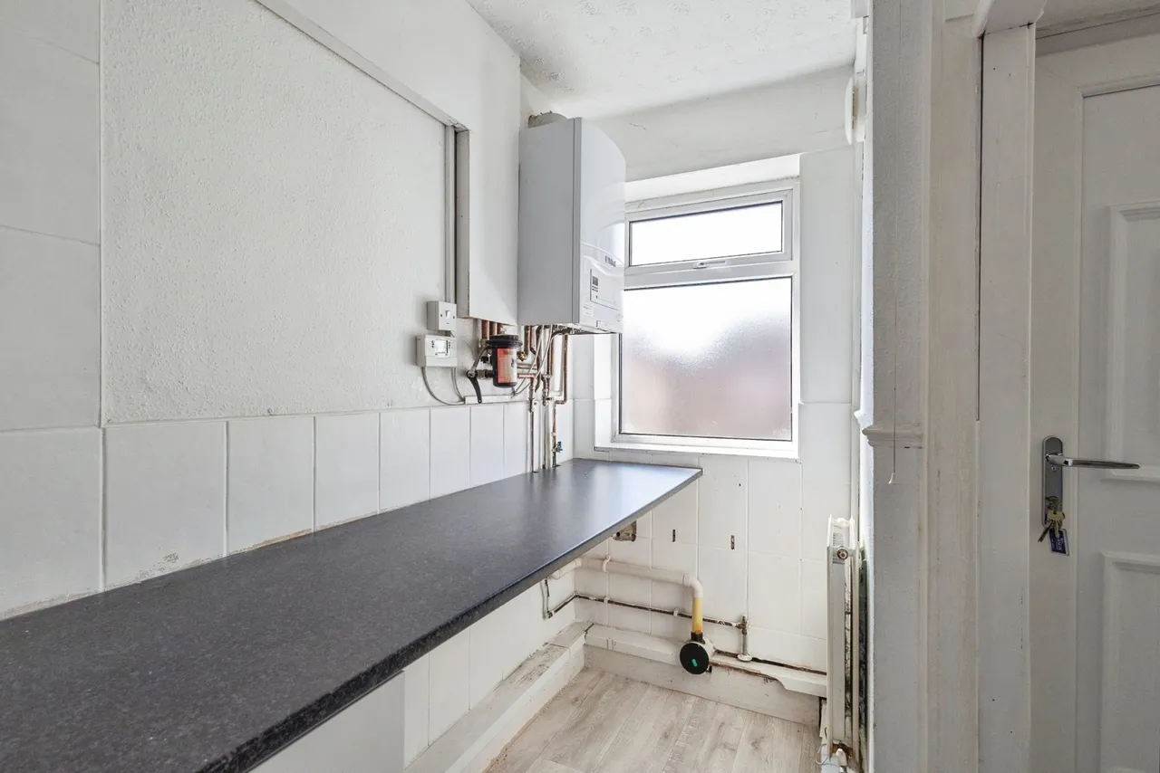 Cheetham Hill Road, Dukinfield, Greater Manchester, SK16, photo 12
