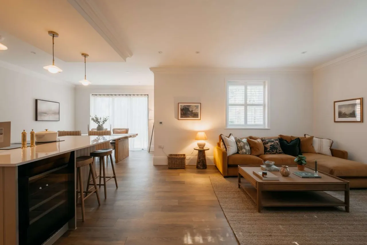Farnham Road, Odiham, RG29, photo 5