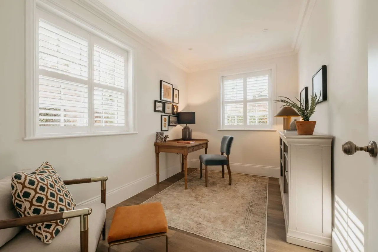 Farnham Road, Odiham, RG29, photo 7