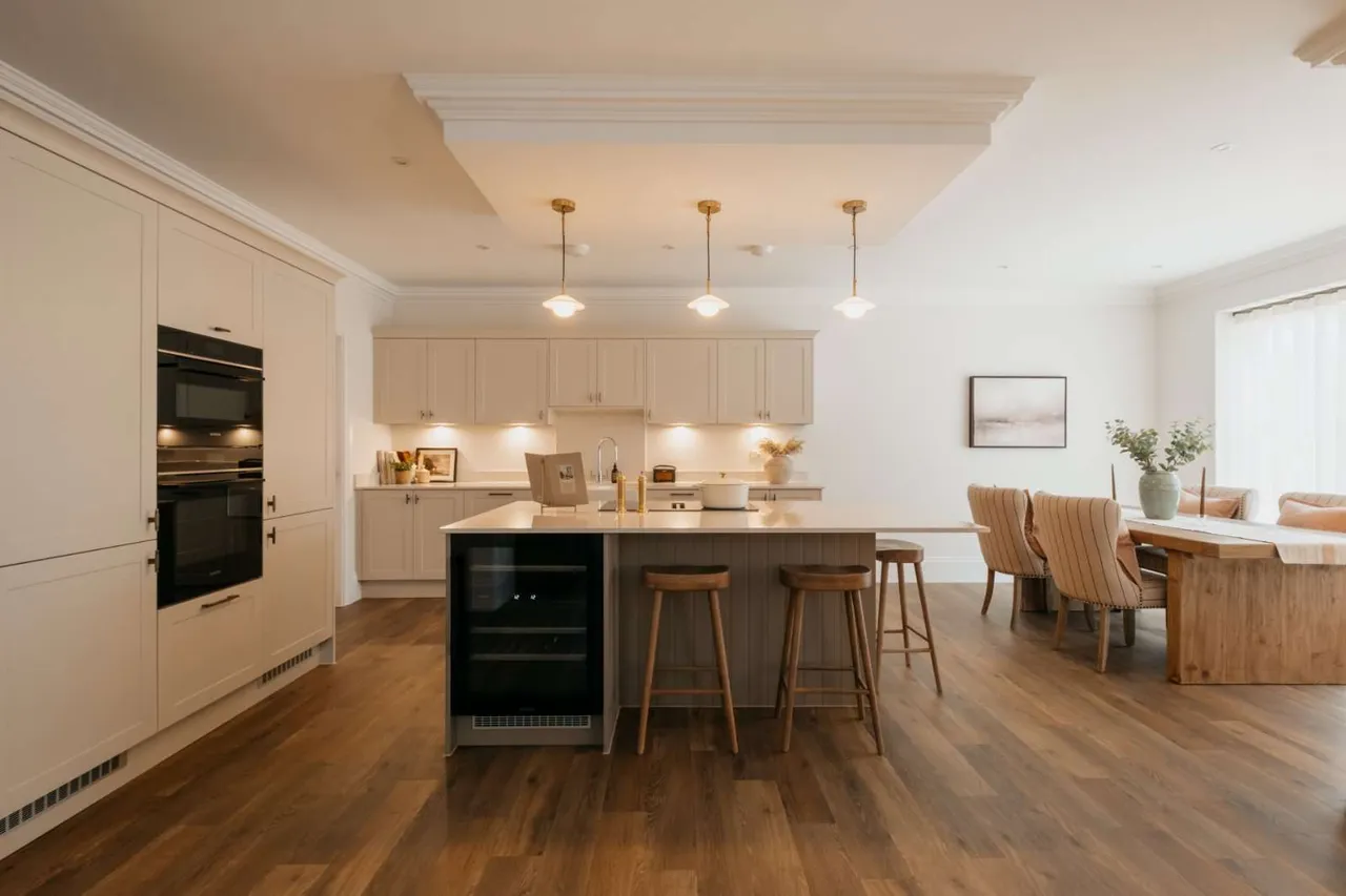 Farnham Road, Odiham, RG29, photo 2