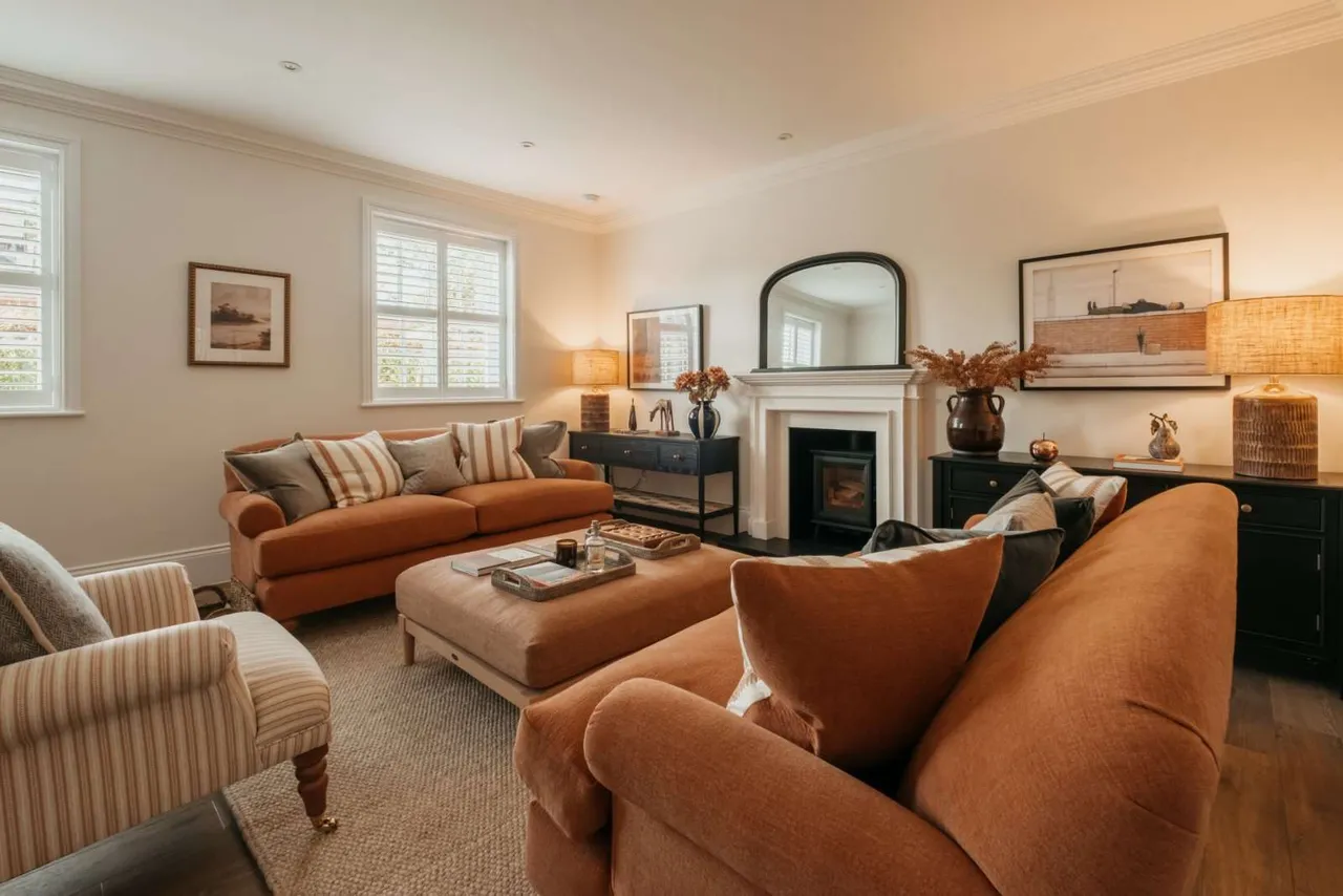 Farnham Road, Odiham, RG29, photo 3