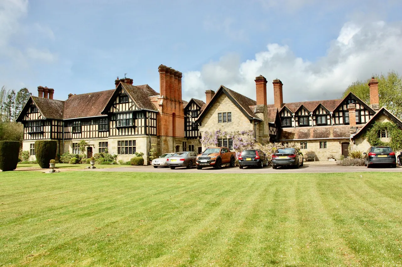 3 bed property for sale, Mill Lane, Stedham, GU29