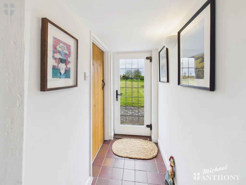 Risborough Road, Stoke Mandeville, Aylesbury, HP22 5UP, photo 8