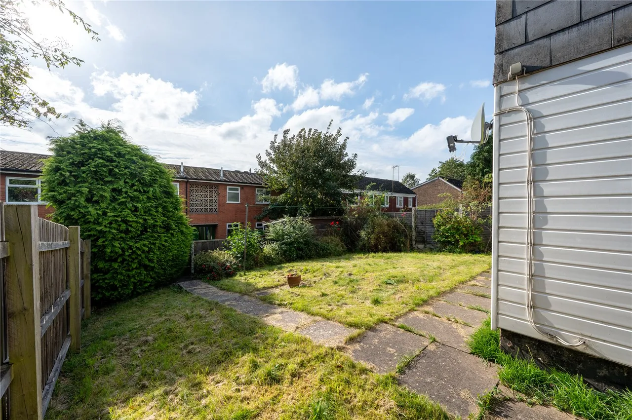 Ryton Close, Matchborough West, Redditch, Worcestershire, B98 0EW, photo 4
