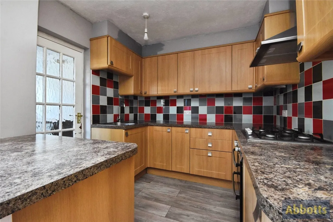 Bramble Road, Leigh-on-Sea, Essex, SS9, photo 9