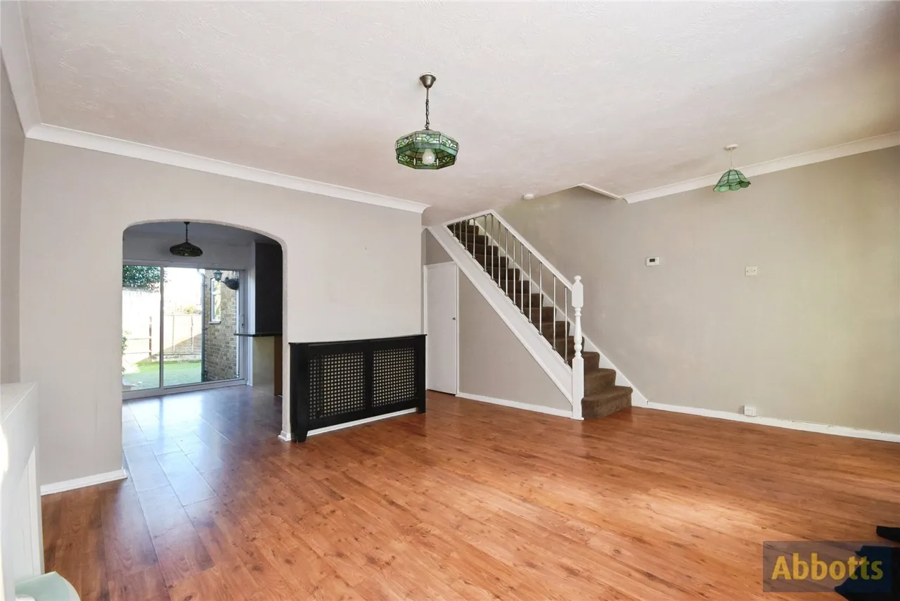 Bramble Road, Leigh-on-Sea, Essex, SS9, photo 5