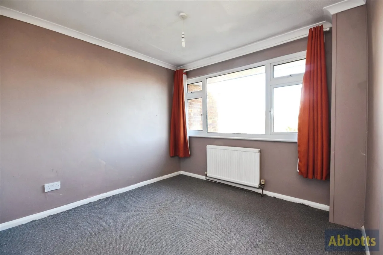 Bramble Road, Leigh-on-Sea, Essex, SS9, photo 16